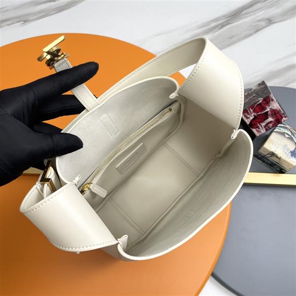 2026131204747172 580